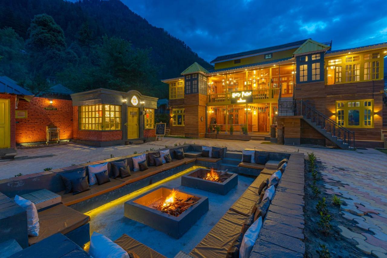Whoopers Boutique Kasol Hostel ภายนอก รูปภาพ
