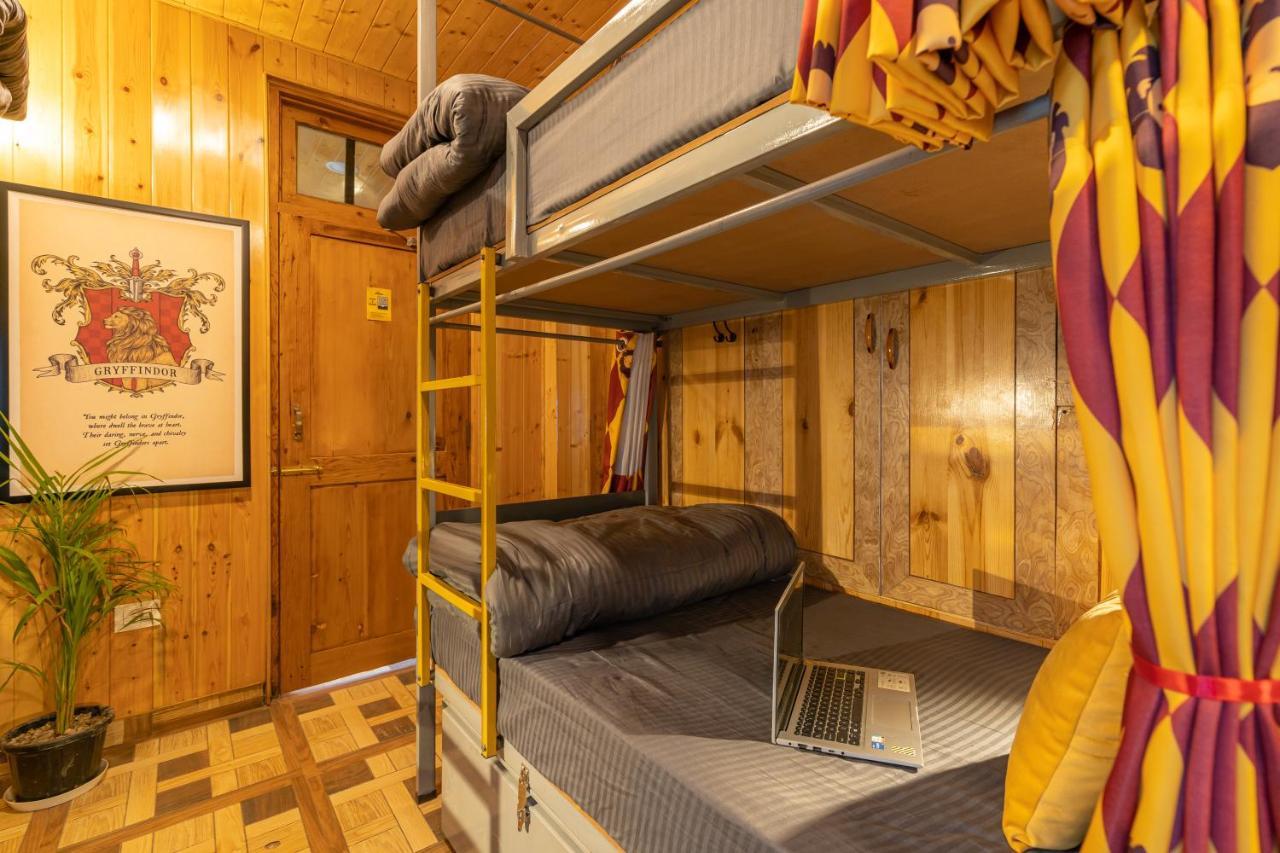 Whoopers Boutique Kasol Hostel ภายนอก รูปภาพ