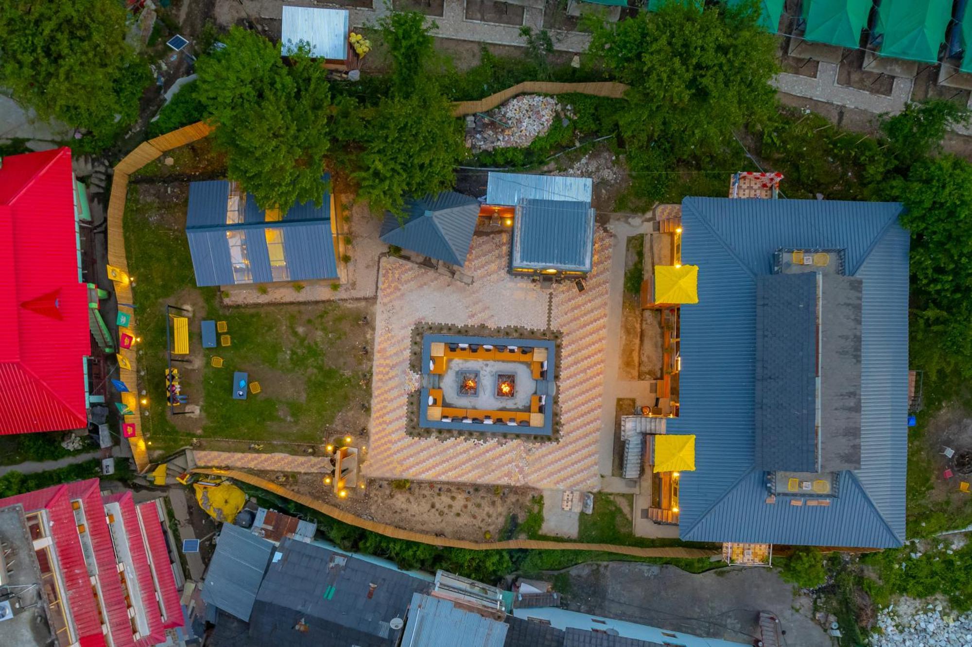 Whoopers Boutique Kasol Hostel ภายนอก รูปภาพ